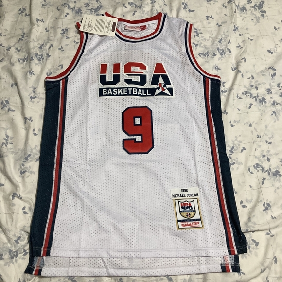 Michael Jordan Jersey Large New - Picture 1 of 3